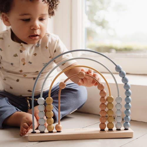 🌈 Little Dutch – Regenbogen-Abakus Blau Forest Friends | Holz-Lernspielzeug für Kleinkinder