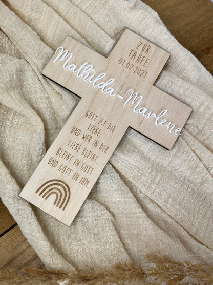 Personalisiertes Holzkreuz zur Taufe – mit Name, Datum &amp; Spruch
