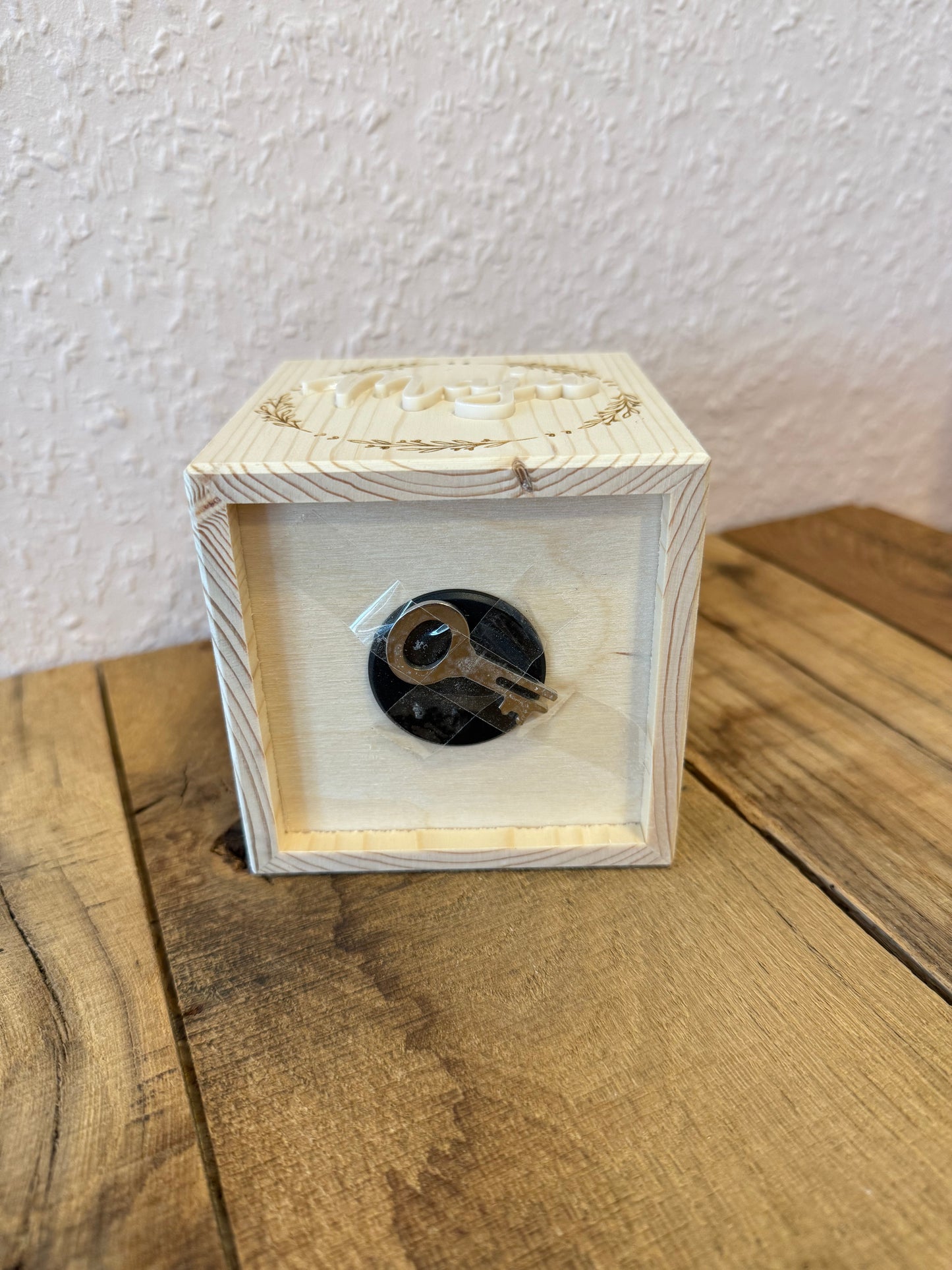 💖 Personalisierte Spardose Holz mit Acrylnamen | Geschenk zur Geburt, Taufe oder Geburtstag