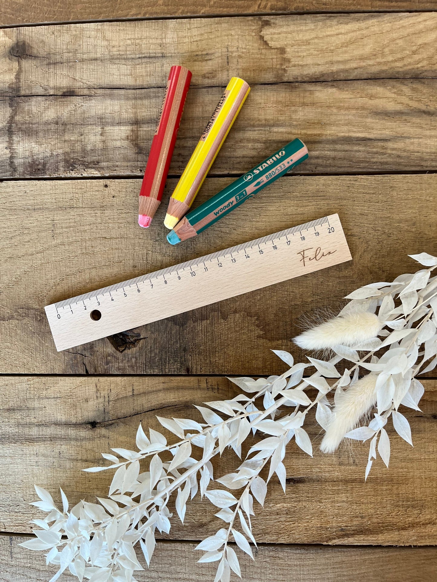 ✏️ Personalisiertes Holzlineal – Einzigartiges Geschenk zur Einschulung