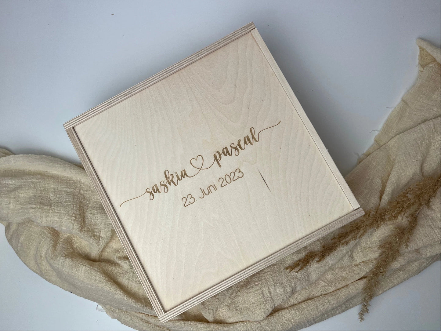 Personalisierte Holzbox Hochzeit – Erinnerungsbox mit Namen & Datum – Geldgeschenk Box, Geschenk für Brautpaar, Hochzeitsdeko Holz