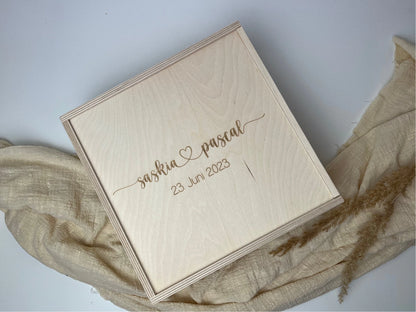Personalisierte Holzbox Hochzeit – Erinnerungsbox mit Namen & Datum – Geldgeschenk Box, Geschenk für Brautpaar, Hochzeitsdeko Holz